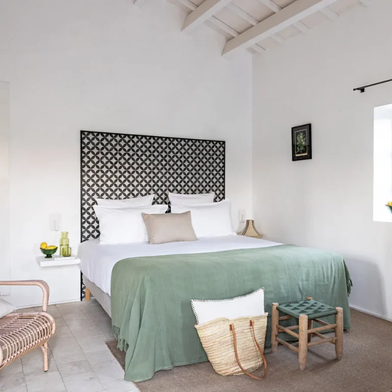 Santa Ponsa hotel Menorca casita room bed